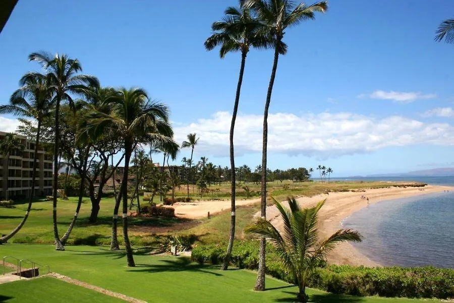Menehune Shores, #210 Condo Kīhei Apartment