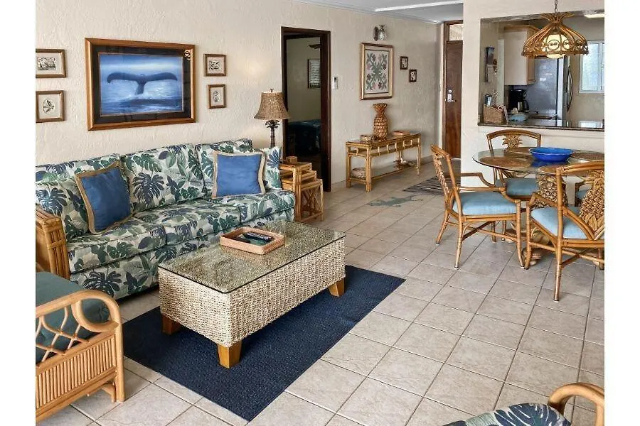 Menehune Shores, #210 Condo Kīhei USA