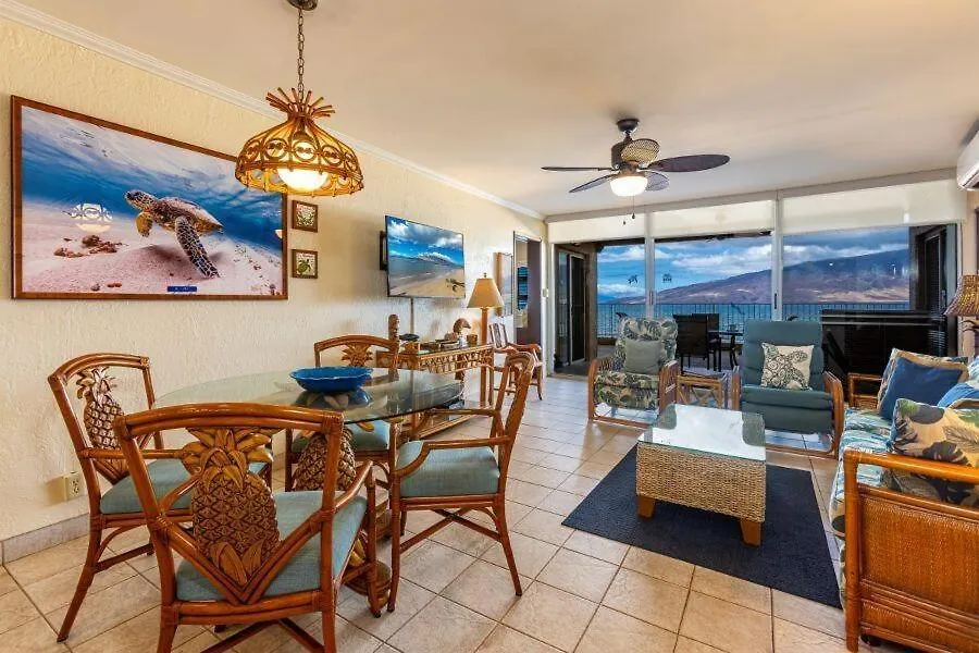 Menehune Shores, #210 Condo Kīhei Apartment