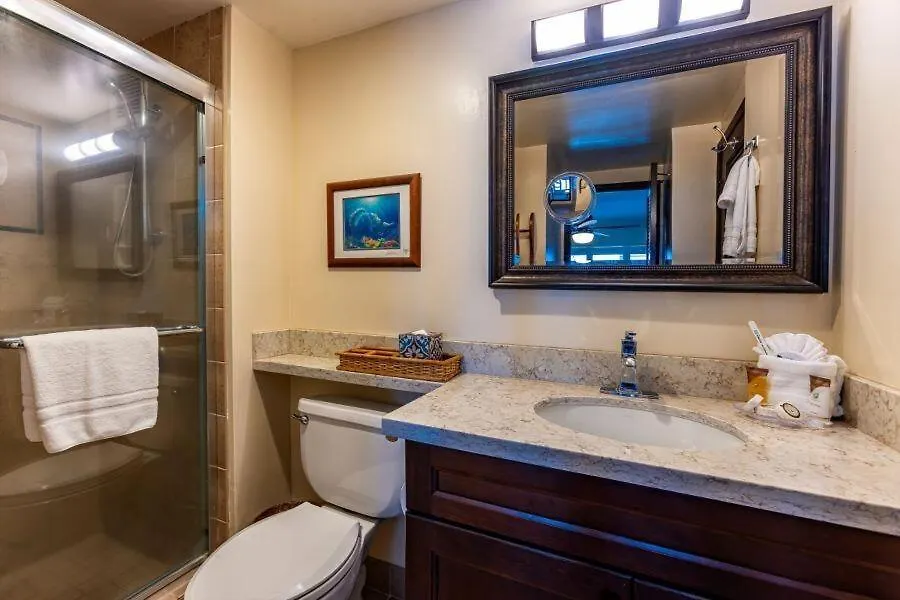 Apartment Menehune Shores, #210 Condo Kīhei