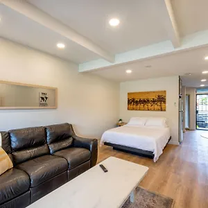 3mins Walk To Beach! Laundry, Pool, Hot Tub & Kihei